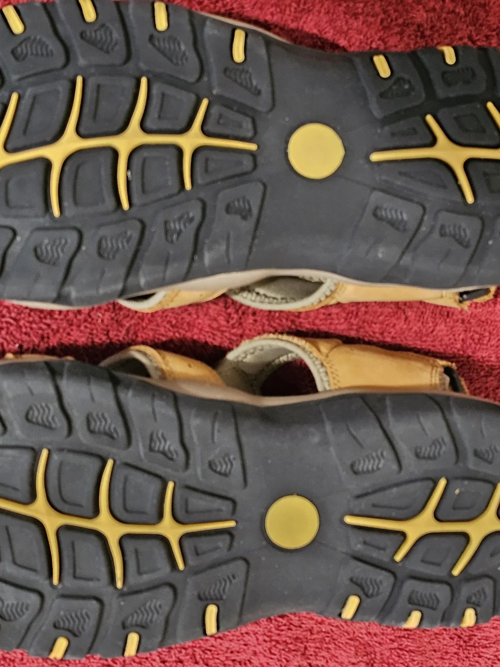 Mens' Tan Outdoor Sandals